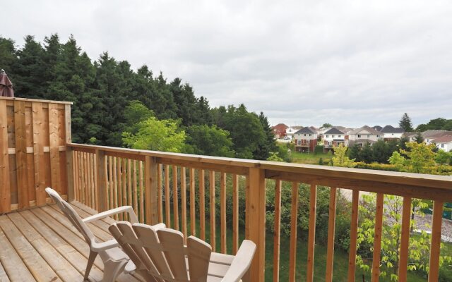 Boardwalk Homes - Executive Townhomes