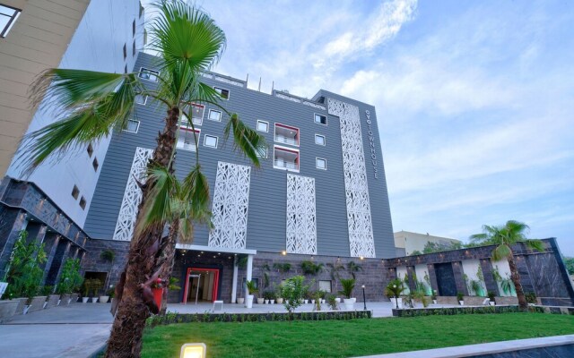 Oyo Townhouse 284 New Building