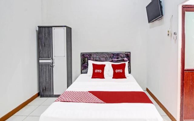 Capital O 91690 Moza Guest House