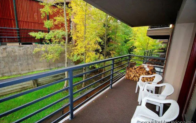 Snowdance Condominiums