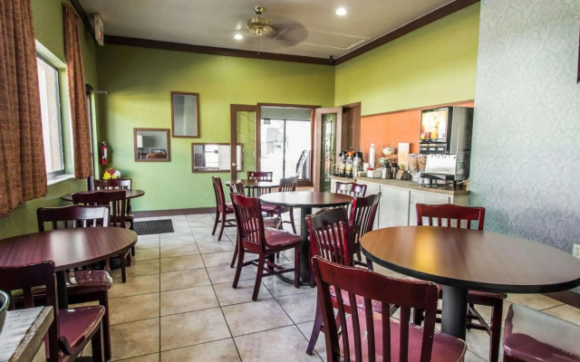 Quality Inn near Blue Spring