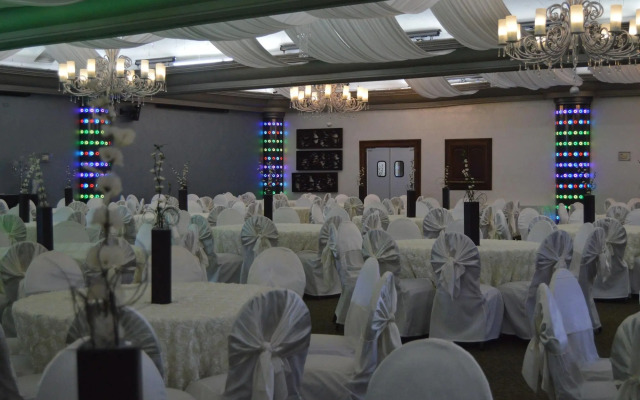 Maria Bonita Business Hotel & Suites