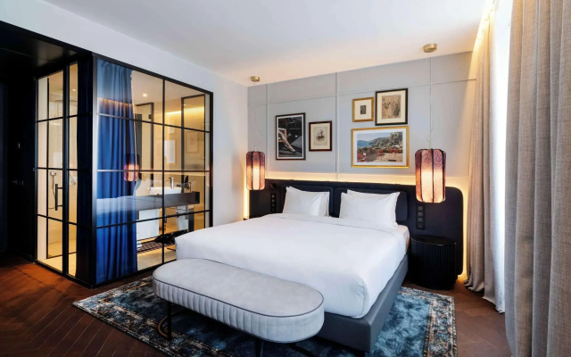 Отель Radisson Collection Hotel, Santa Sofia Milan