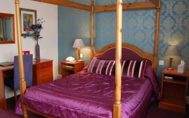 Saffron Suite And Kitchen