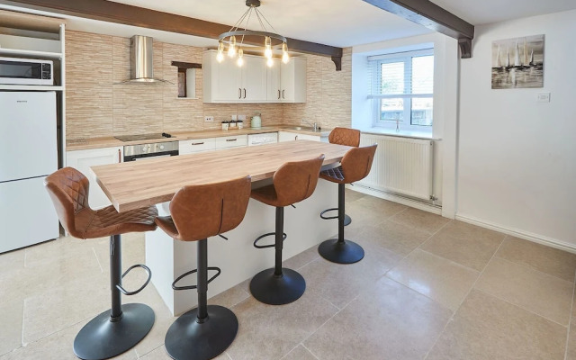 Host Stay The Granary