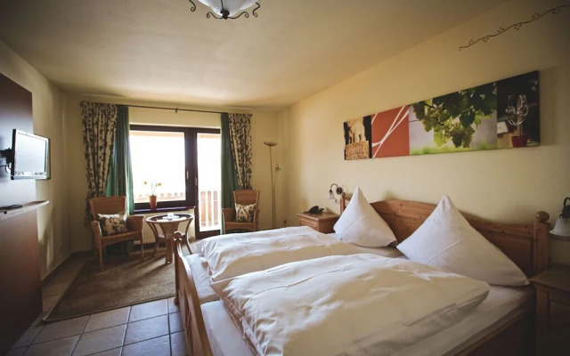 Weingut & Landhotel Lucashof