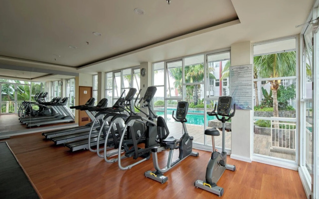 Cozy Studio Apartment At Vida View Makassar