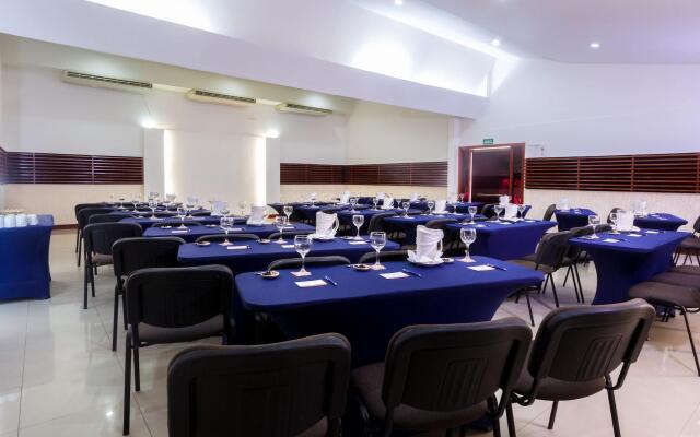 GHL Relax Hotel Club El Puente