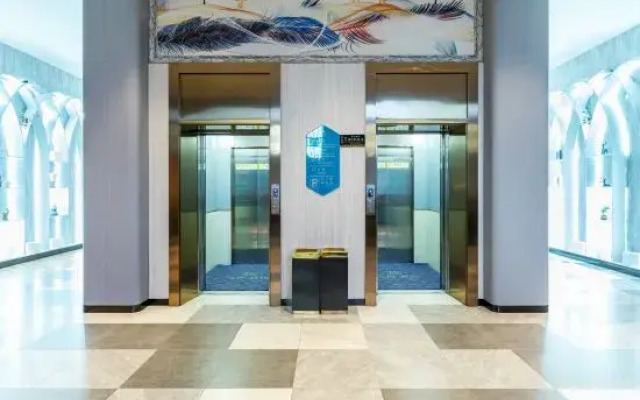 LanOuShangPin Hotel (Heyuan Wanda Plaza)