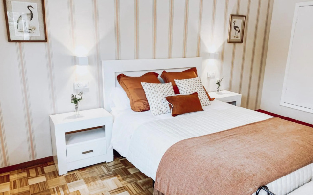 Bella Kalma, acogedora casa con parking, jardin y wifi