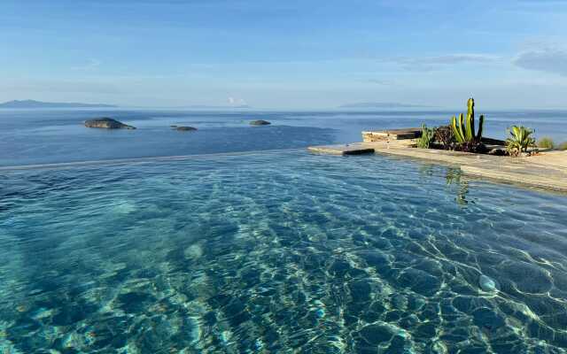 Andros Thea Luxury Villa