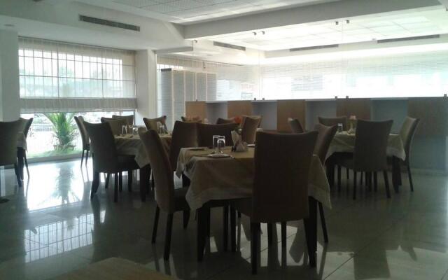Hotel Kunnathan Residency