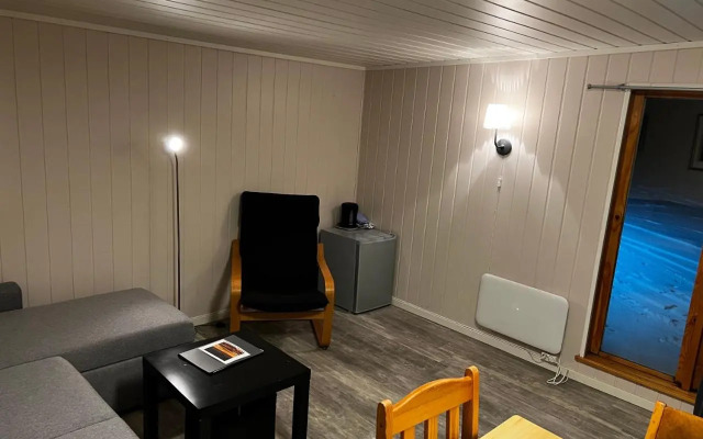 Midnattsol Rom Og Hytter