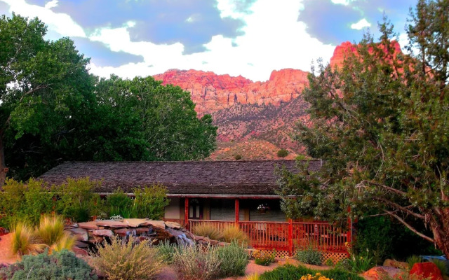Canyon Vista Lodge