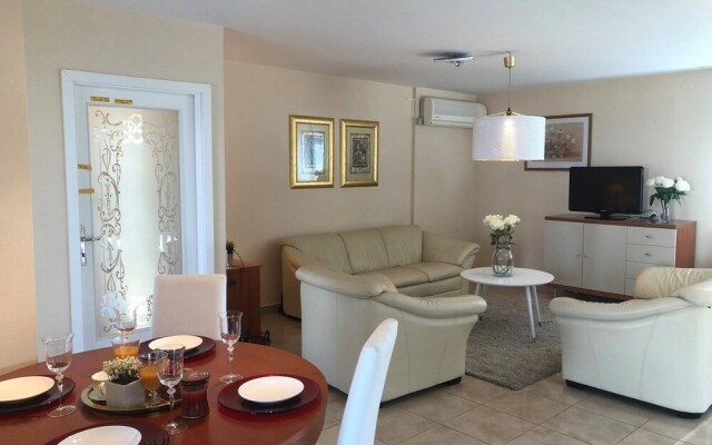 Holiday House Lidija