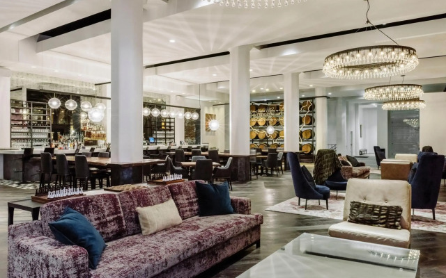 Hotel Covington Cincinnati Riverfront