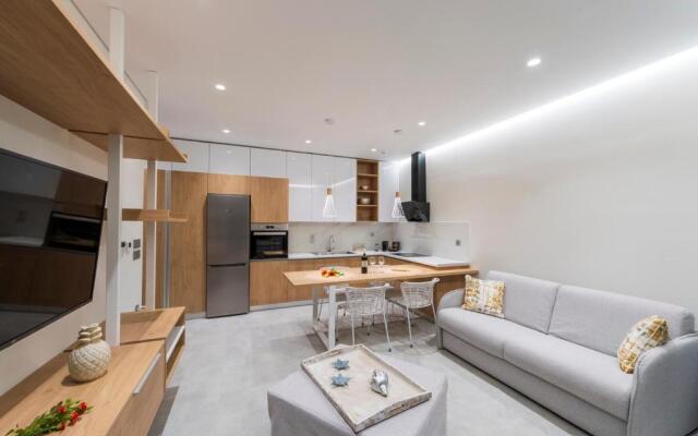 Suite Erifilli