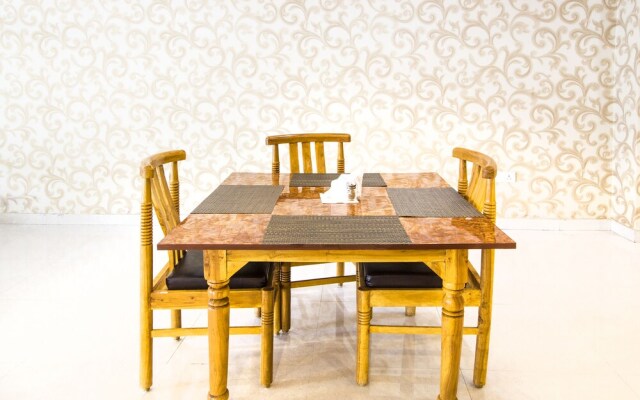 FabHotel Landmark Awadh