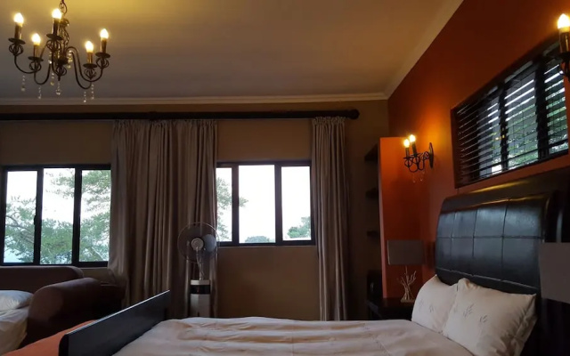 Wide Horizons Mountain Retreat