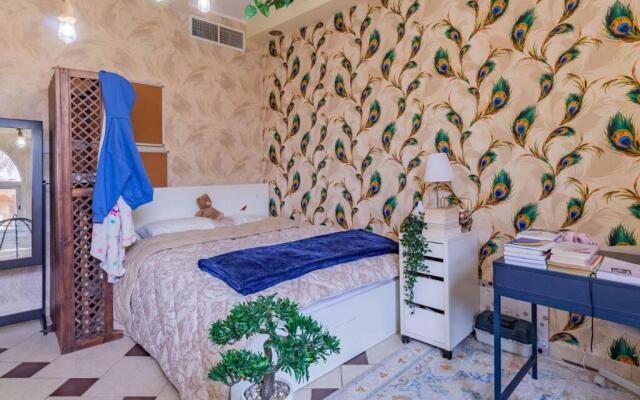 Cheerful 5-Bedroom Villa with Pool