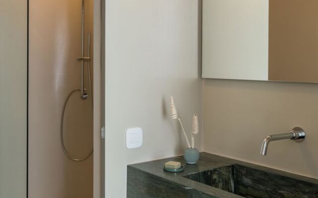 Villa Mimaze Minimalist Living