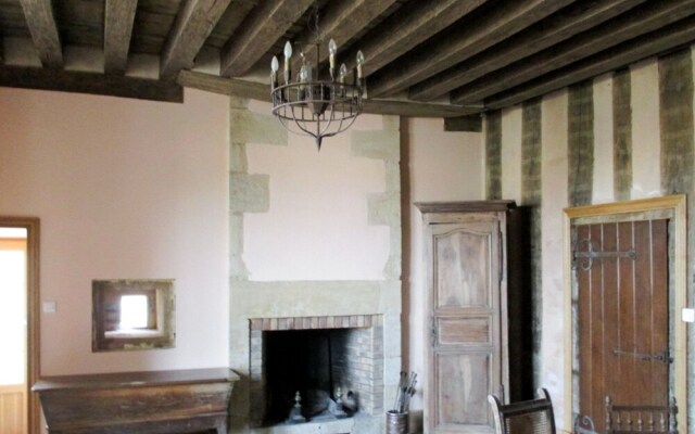 Mansion With 4 Bedrooms in Moussy, With Enclosed Garden