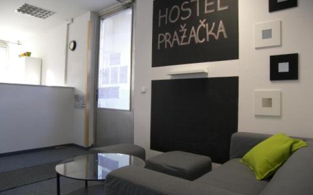 Hostel Prazacka