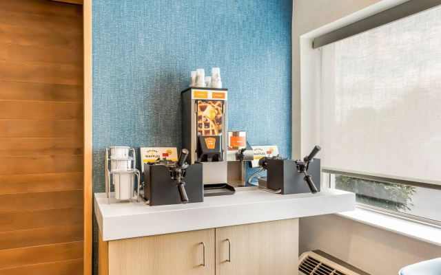 Comfort Inn Mayfield Heights Cleveland East