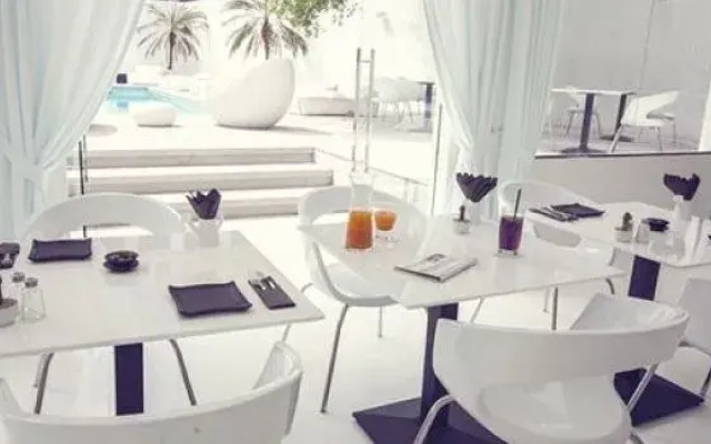 Ocean @ Livingstones Urban Boutique Resort