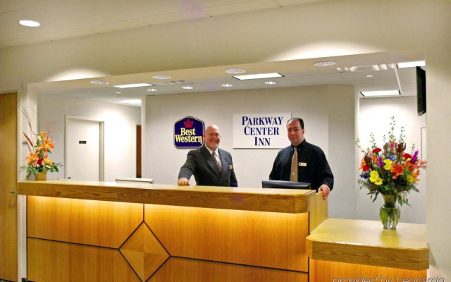 Holiday Inn Express & Suites Pittsburgh West - Greentree by IHG