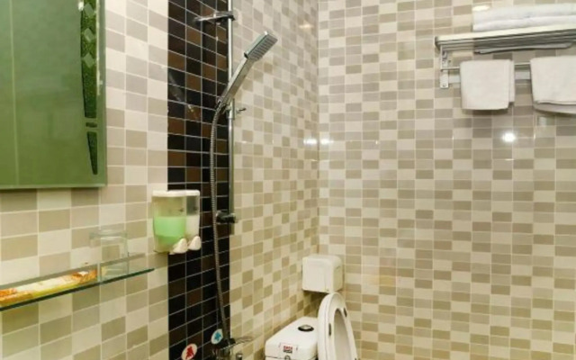Shenzhen New Direction Boutique Hotel (Cuizhu Subway Station)