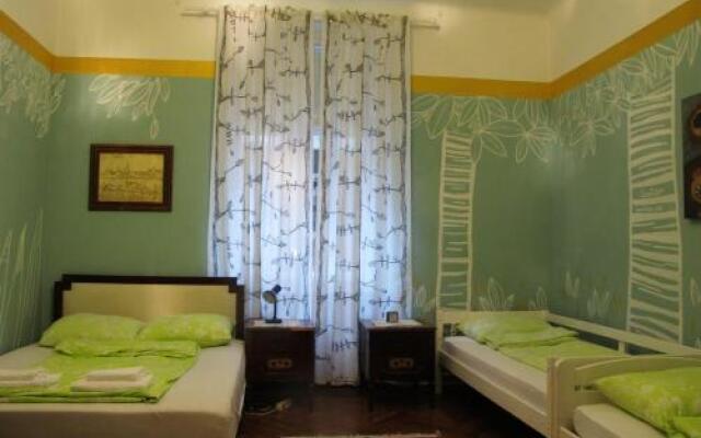 Centar Guesthouse