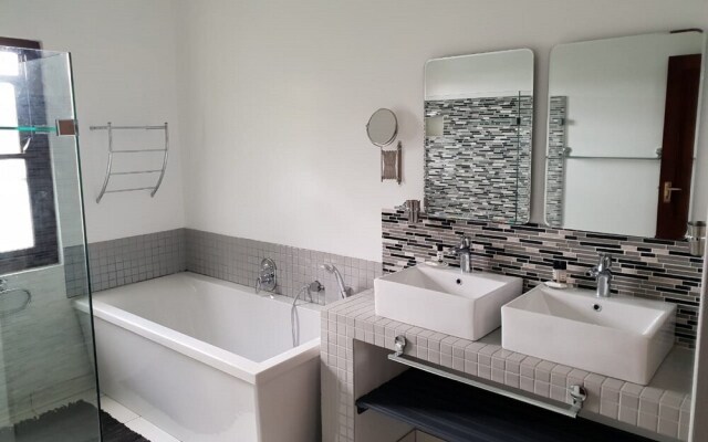 Port Del Mar Luxury Guesthouse