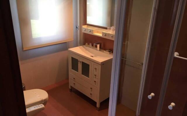 Hotel Reina Adosinda