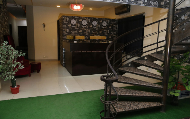 Westin Suites Guest House