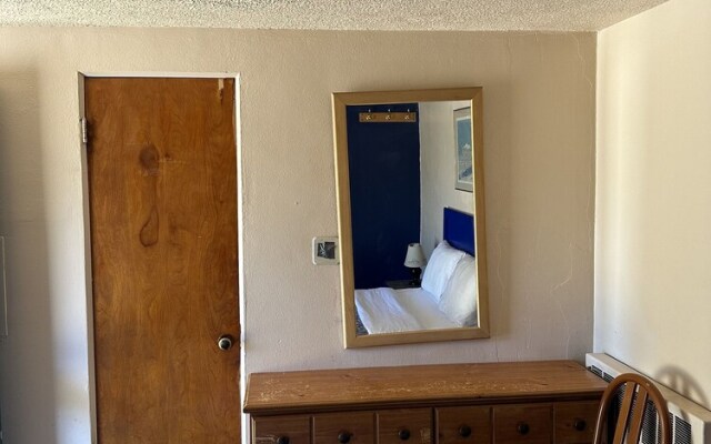 Crestview Motel Inc