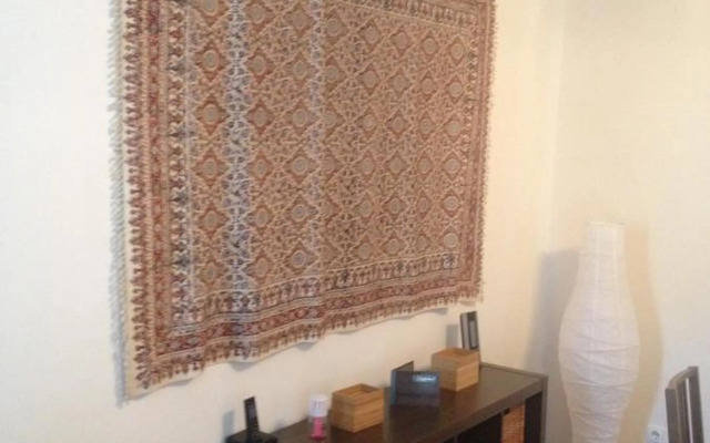 Queen Zita Apt 130 m2 near Chain Bridge