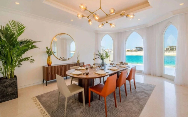 Amazing 5 Bedroom Villa With Private Pool