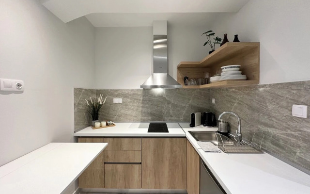 Kono Studios & Suites