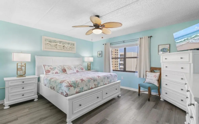 Ocean Terrace Club 604