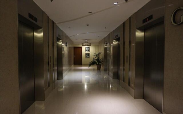 USP Suites at SHELL Residences