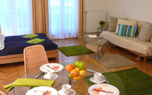 Bphome Apartments