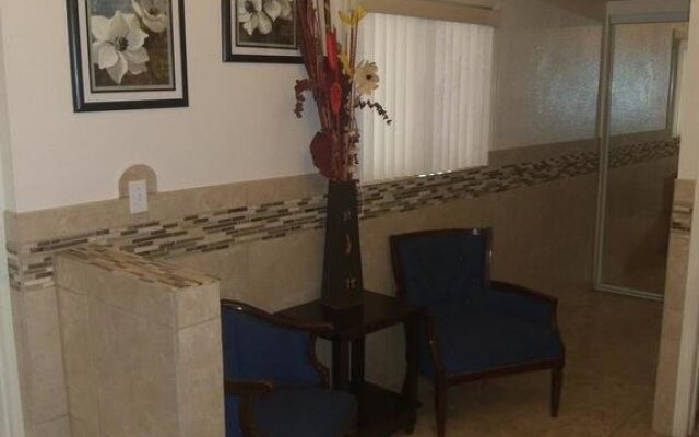 Suites Leon Rojo