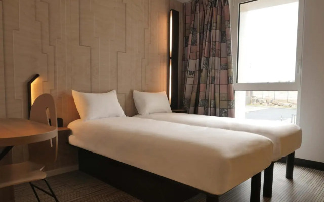 B&B HOTEL Carcassonne Rocadest La Cité