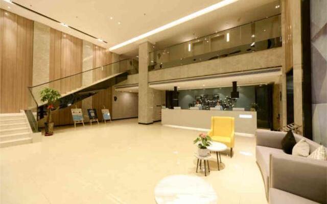 Echarm Hotel (Zhengzhou Conference and Exhibition Center Hongzhuan Road)