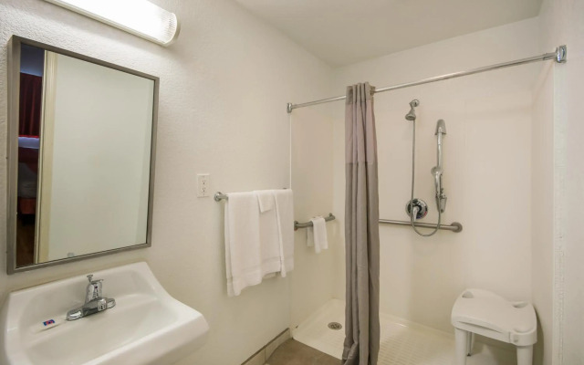 Americas Best Value Inn & Suites Humble