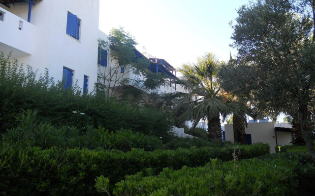Thalia Apartments
