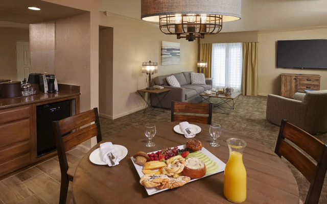 Scottsdale Plaza Resort