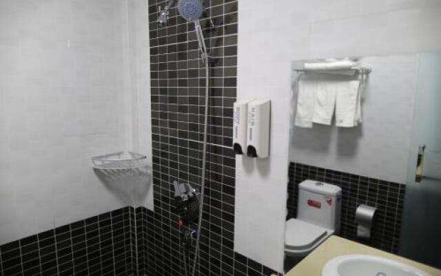 Luoyang Anximen Young Hostel