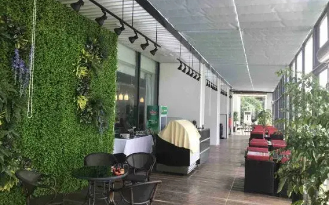 Jingpu Hotel